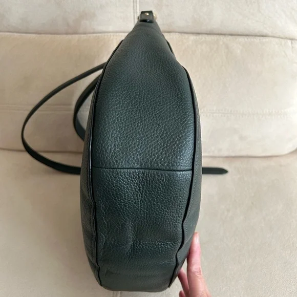 Coach Elegant Leather Satchel, Handbag with Detachable Long Strap - Picture 13 of 15